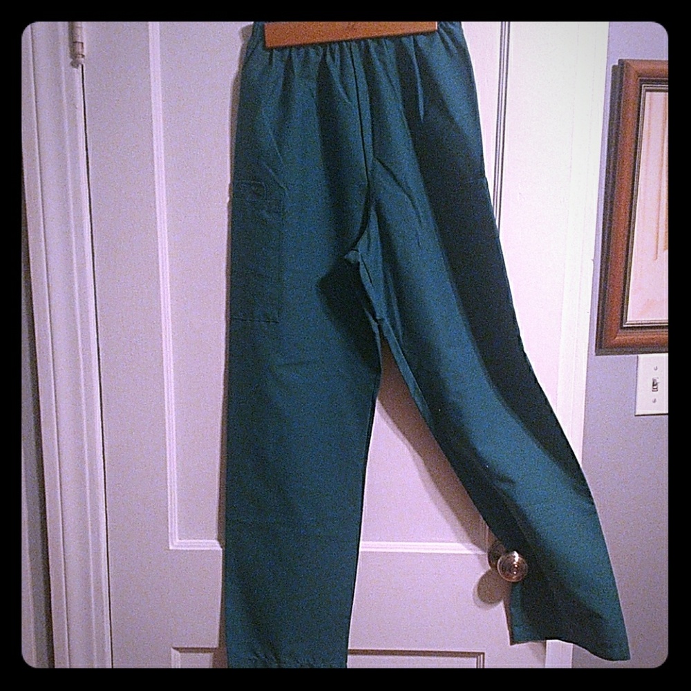 Scrub pants